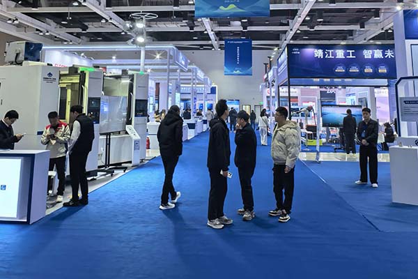 展會(huì)現(xiàn)場